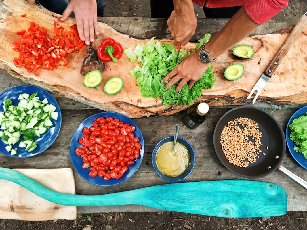 Nutritionist consulting on allergy-friendly diet